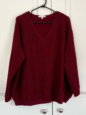 Active USA Burgundy V-Neck Sweater Relaxed Fit